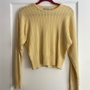 100% Cashmere Pale Yellow Sweater